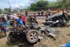 Ngeri! Mobil Ditabrak Kereta Api di Nganjuk hingga Terbelah, 2 Tewas 3 Luka-Luka