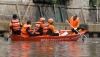 Petugas Gabungan Kerja Bakti Bersih-Bersih Sungai Ciliwung - Bagian 3