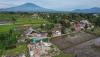 Penampakan dari Udara Rumah-Rumah Roboh Diguncang Gempa Cianjur, 13.784 Jiwa Mengungsi - Bagian 3