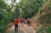 2 Titik Longsor Landa Gunungkidul, Akses Jalan Ke Pantai Siung Terganggu