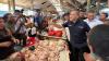 Mendag Zulhas Pantau  Pasar Sentral Remu Papua Barat: Jelang Nataru Pasokan Bapok Cukup, Harga Stabil - Bagian 1