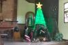 Unik, Remaja Gereja di Bantul Buat Pohon Natal dari Botol Bekas Setinggi 3 Meter