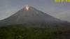 Gunung Semeru Erupsi Sabtu Pagi, Keluarkan Asap Putih dan Lava Pijar 