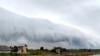 Geger! Awan Mirip Gelombang Tsunami Muncul di Langit Langsa Aceh