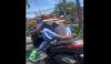 Viral Pasangan Bule Pamer Kemesraan di Motor, Duduk Berhadapan dan Berpelukan