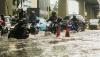 Kendaraan Terobos Banjir yang Merendam Jalan HR Rasuna Said Jakarta - Bagian 4