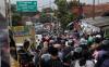 Jelang Puncak Cuti Bersama Lebaran, Jalur Alternatif Puncak Bogor Macet Parah - Bagian 3