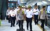 Cek Kesiapan Kereta Angkutan Mudik, Kapolda Jabar Tinjau Stasiun Bandung