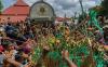 Ribuan Warga Berebut Gunungan Grebeg Syawal 1444 H Keraton Yogyakarta - Bagian 3