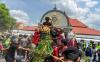 Ribuan Warga Berebut Gunungan Grebeg Syawal 1444 H Keraton Yogyakarta