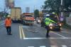 Kecelakaan Beruntun di Jalan Wates, Minibus Hantam Truk Boks dan Dump Truck