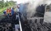 Truk Hangus Terbakar di Ruas Tol Sidoarjo Arah Porong - Bagian 2