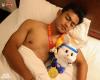 Momen Timnas Indonesia Tidur Bareng Emas SEA Games, Netizen: Arhan Cakep Banget!