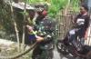 Warga Bangkalan Geger Ular Sanca 3 Mater Masuk Mobil TNI saat Bakti Sosial