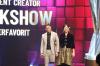 Foto Kaesang Digandeng Sang Istri Terima Penghargaan Content Creator Talkshow Terfavorit - Bagian 1