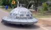 Viral Alien OTW Bekasi Be Like Naik UFO, Netizen: Inspirasi Transportasi Kami