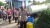 Polres Cimahi Bagikan 15.000 Liter Air Bersih, 1 Jam Ludes Diserbu Warga