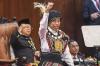Potret Presiden Jokowi Pakai Baju Adat Tanimbar Maluku - Bagian 2