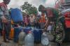 Ratusan Mobil Tangki Distribusikan Air Bersih untuk Warga Lereng Gunung Merapi - Bagian 2