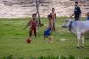 Ngeri, Anak-Anak Main Bola di Pinggir Sungai Palu Habitat Buaya Liar - Bagian 2