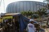 Warga Kampung Bayam Buka Tenda Bertahan di Samping Stadion JIS  - Bagian 2