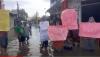 Banjir Medan Tak Kunjung Surut, Emak-Emak Gelar Demo di Atas Genangan