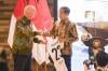 Presiden Jokowi Dapat Jersey Bernomor 23 dari Presiden FIFA Gianni Infantino - Bagian 2