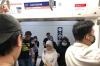 Penonton Konser Coldplay Berjubel Naik Kereta MRT  - Bagian 4