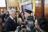 Hadiri Pengukuhan Guru Besar UGM, Capres Ganjar Pranowo Disambut Tepuk Tangan Meriah