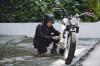 Bikers, Ini Perlengkapan yang Penting Dibawa saat Musim Hujan agar Aman dan Nyaman
