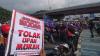 Ribuan Buruh Lumpuhkan Arus Lalu Lintas di Simpang Padalarang KBB