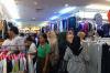 Suasana Pasar Senen Ramai Diserbu Pembeli Pakaian Impor Bekas - Bagian 2