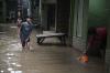 Permukiman Warga Kebon Pala Jakarta Masih Terendam Banjir 30 Sentimeter - Bagian 3