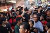Antusiasme Warga Sampaikan Aspirasi saat Ganjar Blusukan ke Pasar di Kupang - Bagian 5