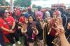 Safari Politik di Kota Gajah, Siti Atikoh Main Angklung bersama Seribu Warga - Bagian 3