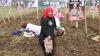 Tanam Bawang Bareng Petani di Probolinggo, Siti Atikoh: Semoga Subur dan Panennya Bagus