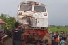 Kronologi Dump Truk Ditabrak KA Manahan di Brebes Tewaskan Ayah-Anak