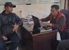 Viral Pemotor di Malang Pukul Mobil Pakai Batu Besar, Begini Endingnya