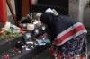 Aksi Simpati Tabur Bunga untuk Korban Serangan Teroris di Rusia - Bagian 2