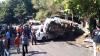 Kecelakaan di Semarang, Truk Penuh Muatan Pasir Terguling Timpa Minibus dan Motor