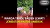 Viral Jembatan Nyaris Ambruk di Padang Lawas, Warga Tandu Pasien Sejauh 1 Km