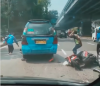 Angkot Ugal-ugalan Tabrak Ojol dan Mobil di Bawah Flyover Pasar Rebo, Dua Orang Luka-luka