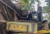 Truk Terguling Menutup Ruas Jalan Kebon Jeruk - Bagian 3