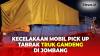 Mobil Pikap Seruduk Truk Gandeng di Jombang, Sopir Terjepit dan Luka-Luka