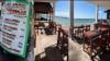 Viral Warung Pecel Lele di Depannya Pemandangan Pantai, Netizen: Pas Sunset Bakal Secantik Apa?