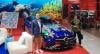 Terinspirasi Terumbu Karang, Mercedes-Benz C 300 Digambar Ilustrasi Raksana di GIIAS 2024