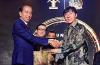 Senyum Shin Tae-yong Dapat Golden Visa dari Presiden Jokowi - Bagian 1