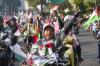 Ribuan Massa Konvoi Bawa Bendera Palestina - Bagian 4