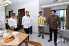 Didampingi Basuki, Jokowi Tinjau Tower Rusun ASN di IKN