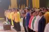 Penampilan Presiden Jokowi Pakai Kemeja Full Kuning, Gabung Partai Golkar? - Bagian 4